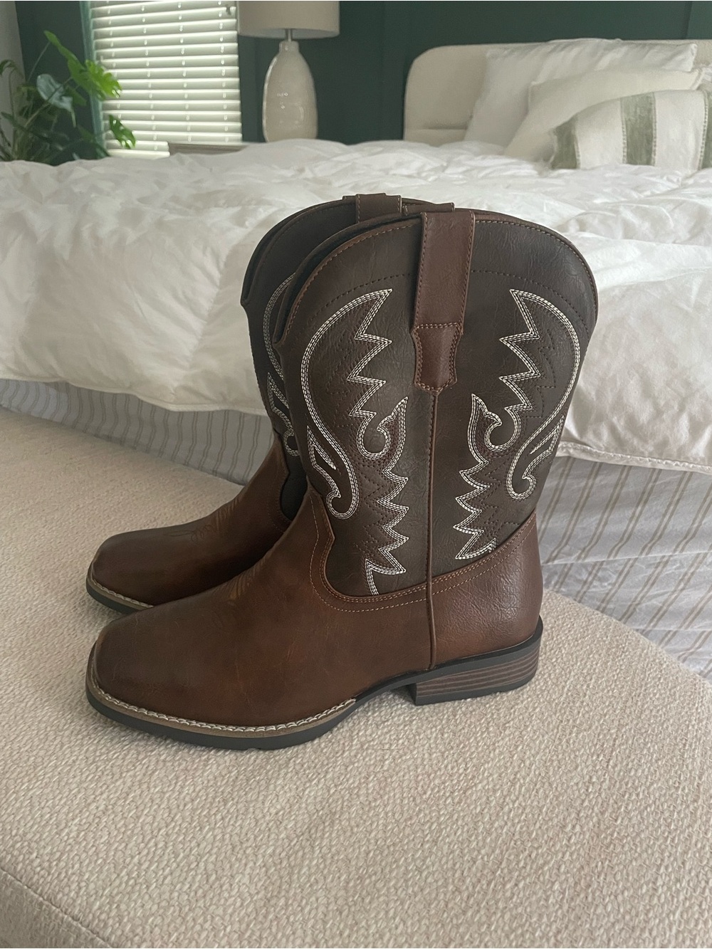 Men's Brown Western Work Boots - Classic Cowboy Style